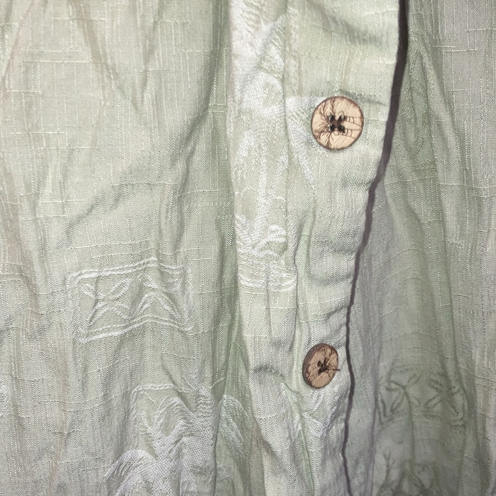 Big Dogs resort wear xl 70% silk front pocket - Picture 2 of 5